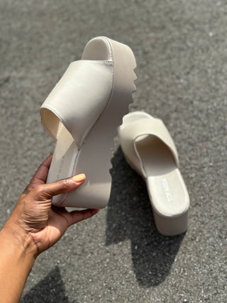 Cloud Cream Platform Slides – Women Sandals