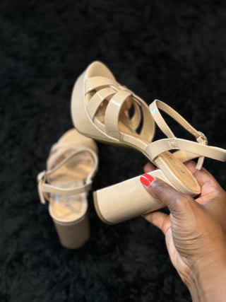 Glossy Intentions Platform – Nude